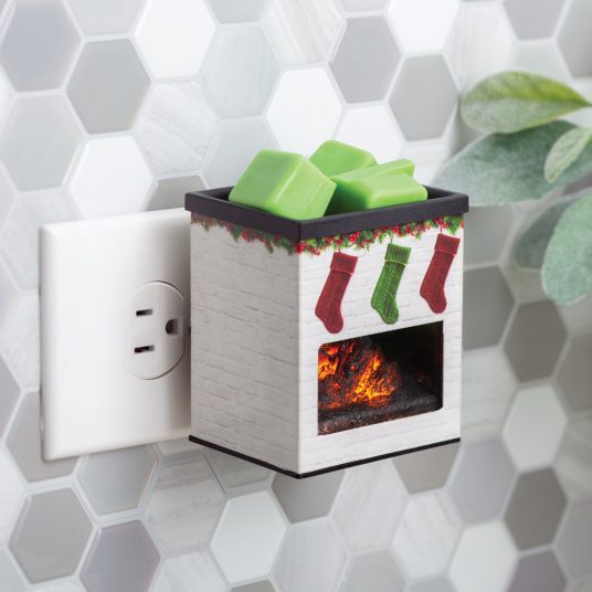 'Holiday Fireplace' - Pluggable